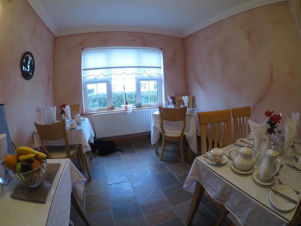 Derghaven B&B, Hostel & Self Catering Scarriff  Bagian luar foto
